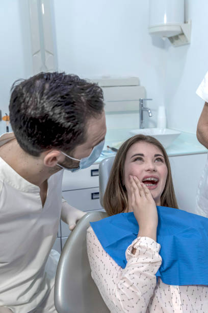 Best Emergency Tooth Extraction in Mogul, NV
